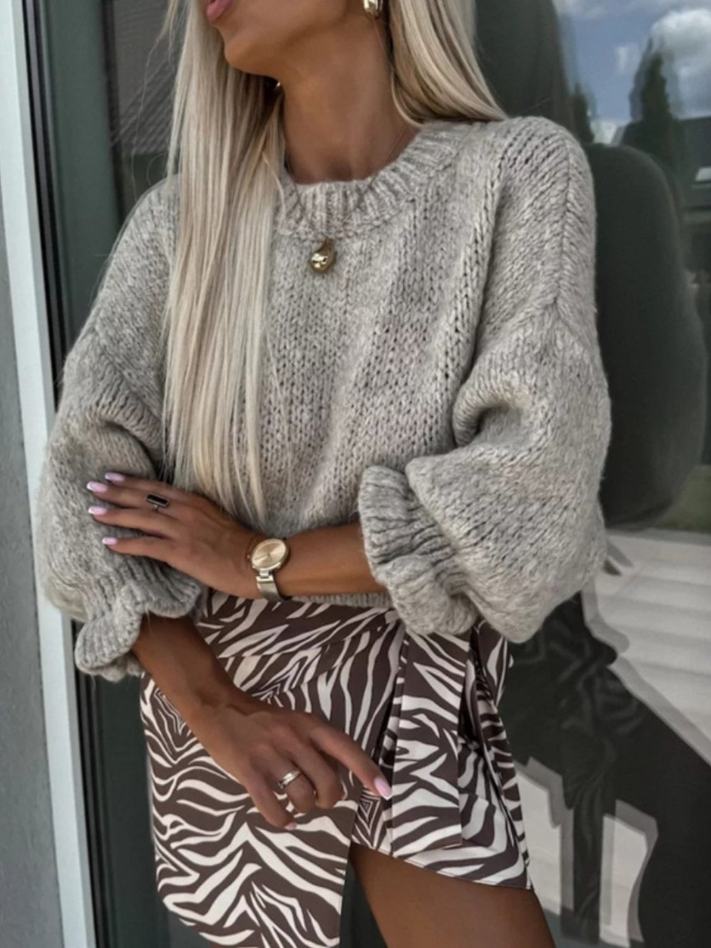 Lycia Oversized Sweater - Image 4
