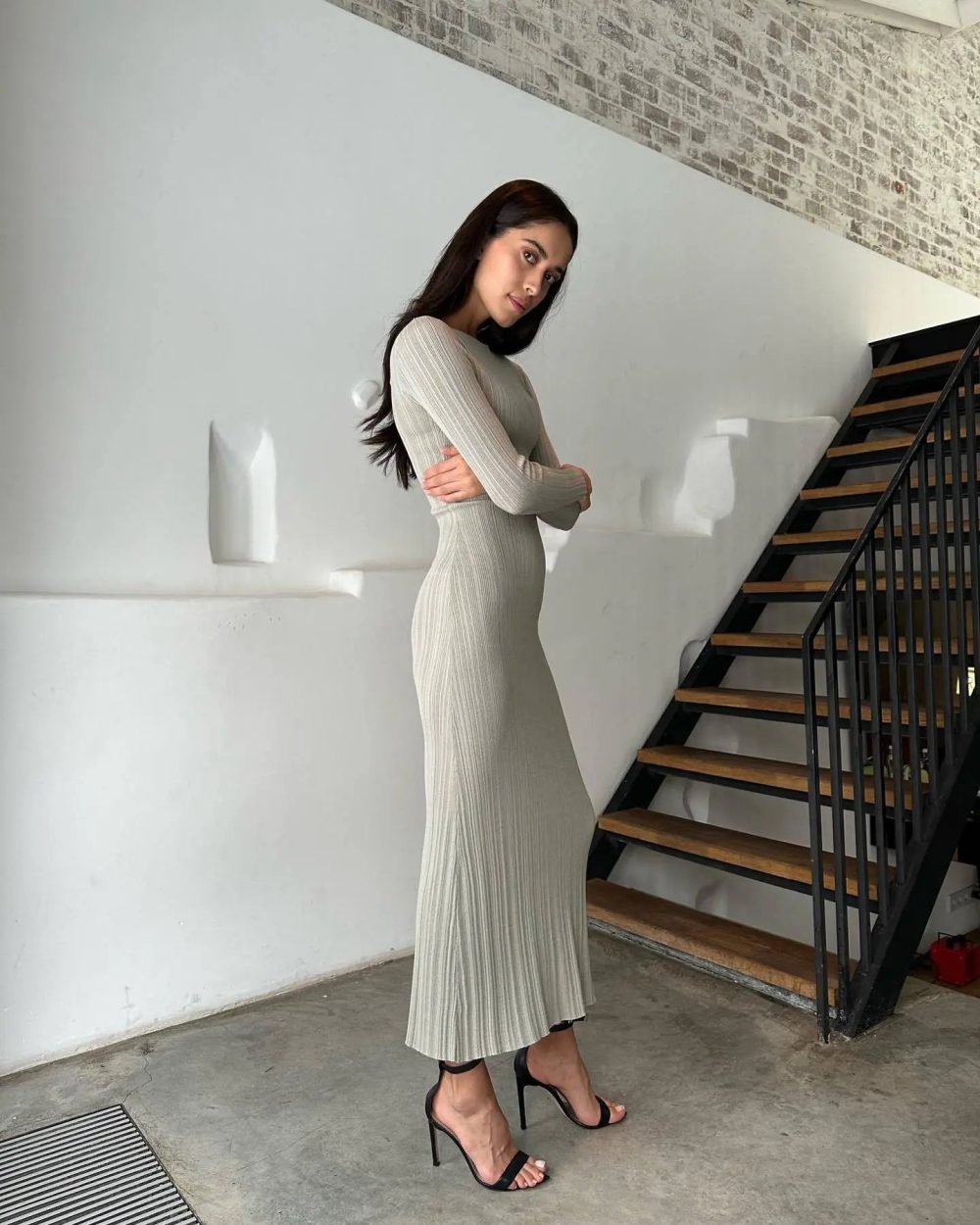 Yara Long Sleeved Maxi Dress - Image 4